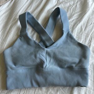 ALO sports bra light blue medium